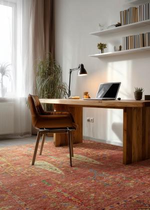 Pakisztáni Arijana szőnyeg a dolgozószobában